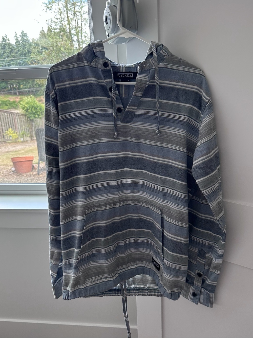 Ezekiel Gray & White Plaid Shirt